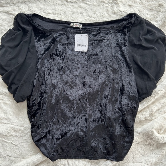 Free People Tops - Free People Velvety Satin Short Sleeve Top size Large